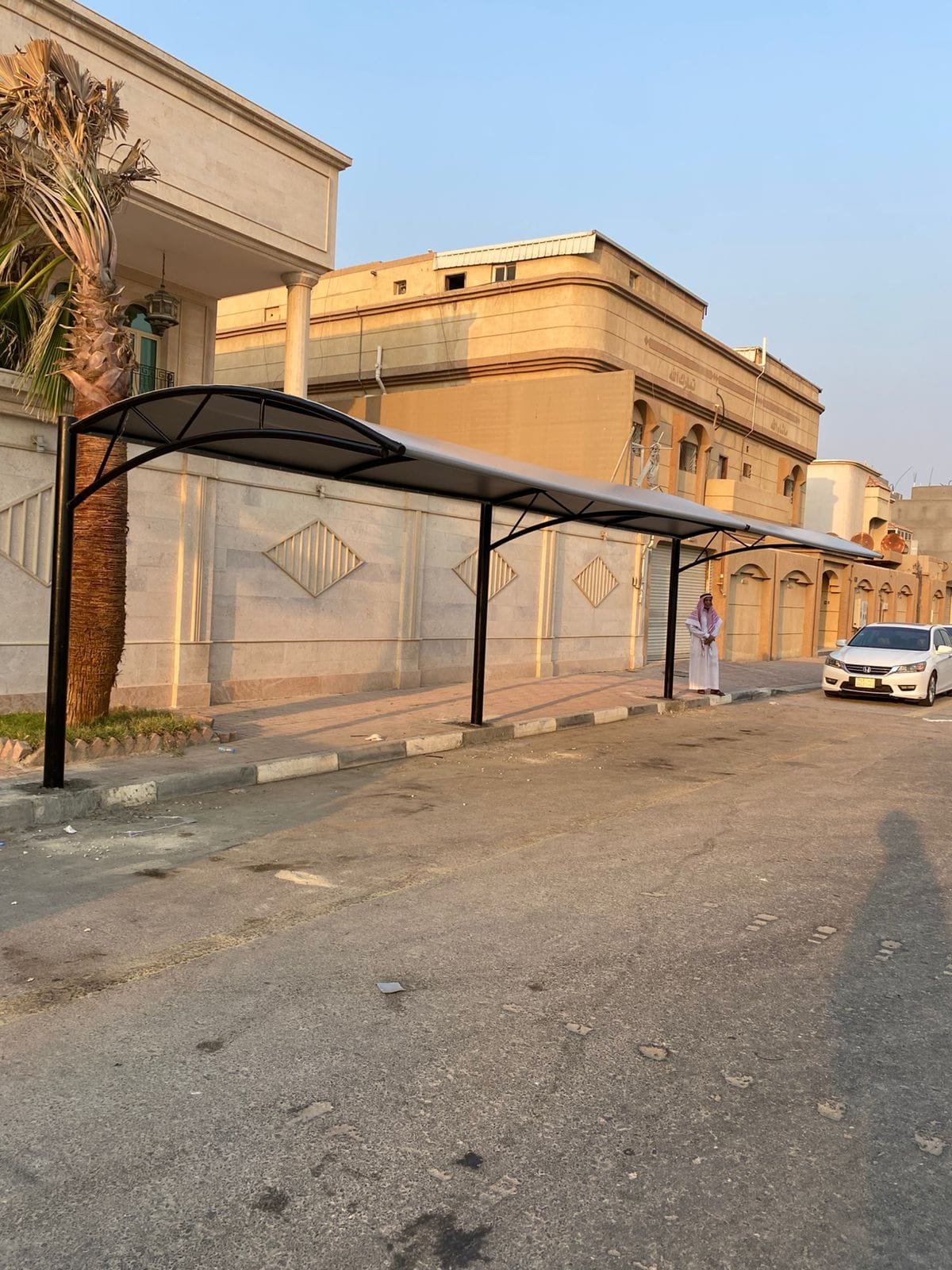 ترميم المنازل والفلل والمباني في الدمام تركيب احترافي في الدمام - مقاولات عامة وديكورات ودهانات وترميم ومظلات وسواتر الدمام